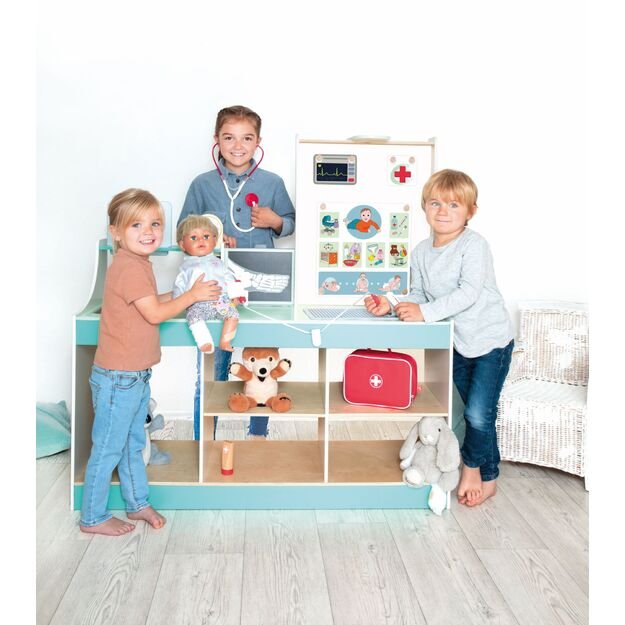 Beleduc Gydytojo sala, trys viename
